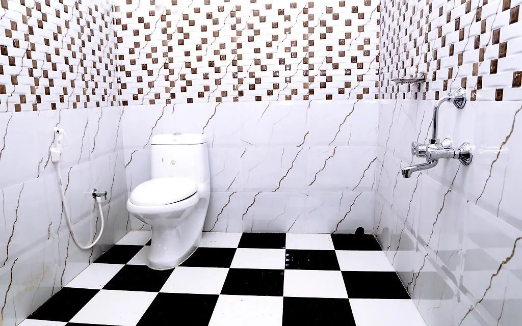 Alapatt Homestay Alappuzha 2*,  India